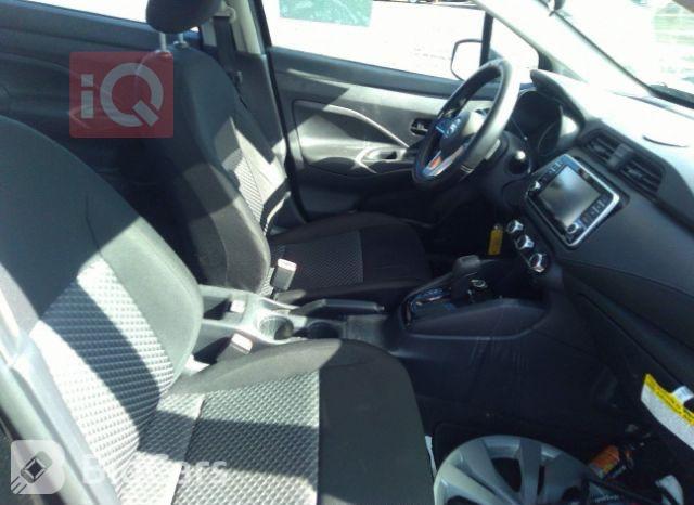 Nissan Versa
